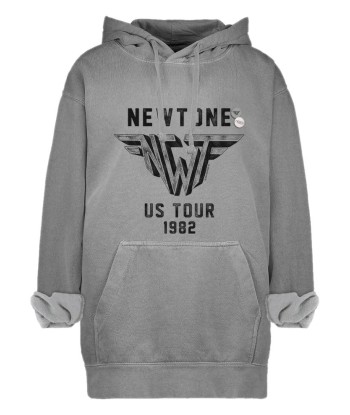 Hoodie jagger grey "WINGS" suggérées chez