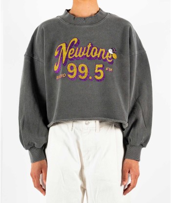 Sweatshirt crop porter pepper "RADIO" Voir les baskets